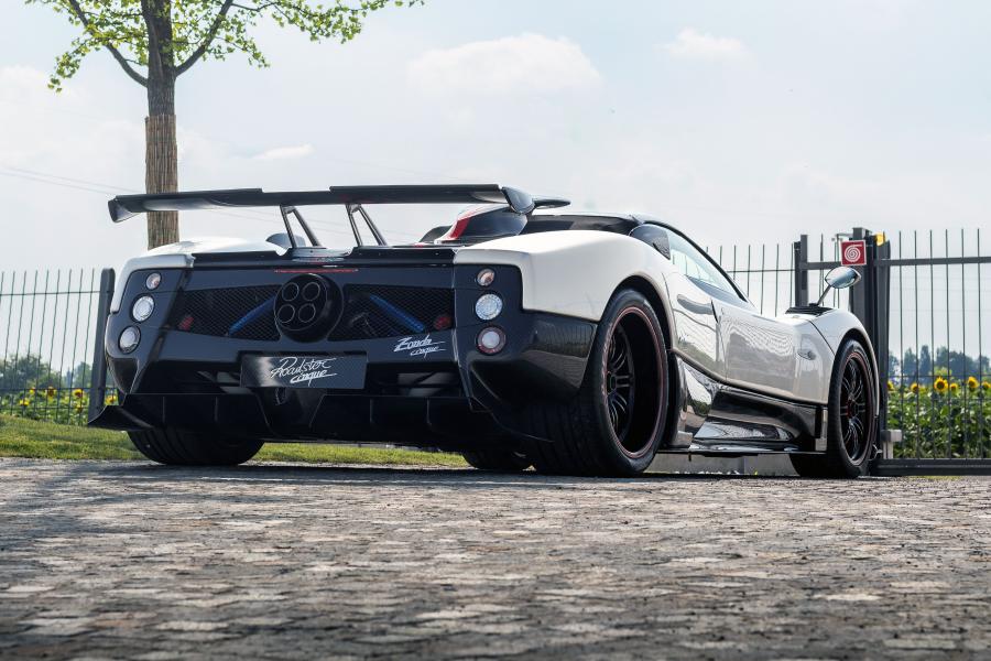  Pagani Zonda Cinque 2008 года  (фото 16 из 30)